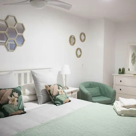 Apartamento Reyes Catolicos * Almeria